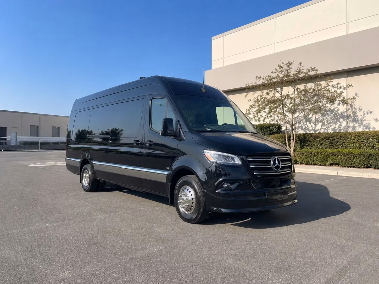 owensboro wedding shuttle services bus rentals