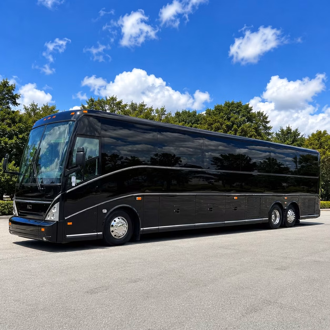 owensborocharterbuscompany com makes river park center concert shuttles simple